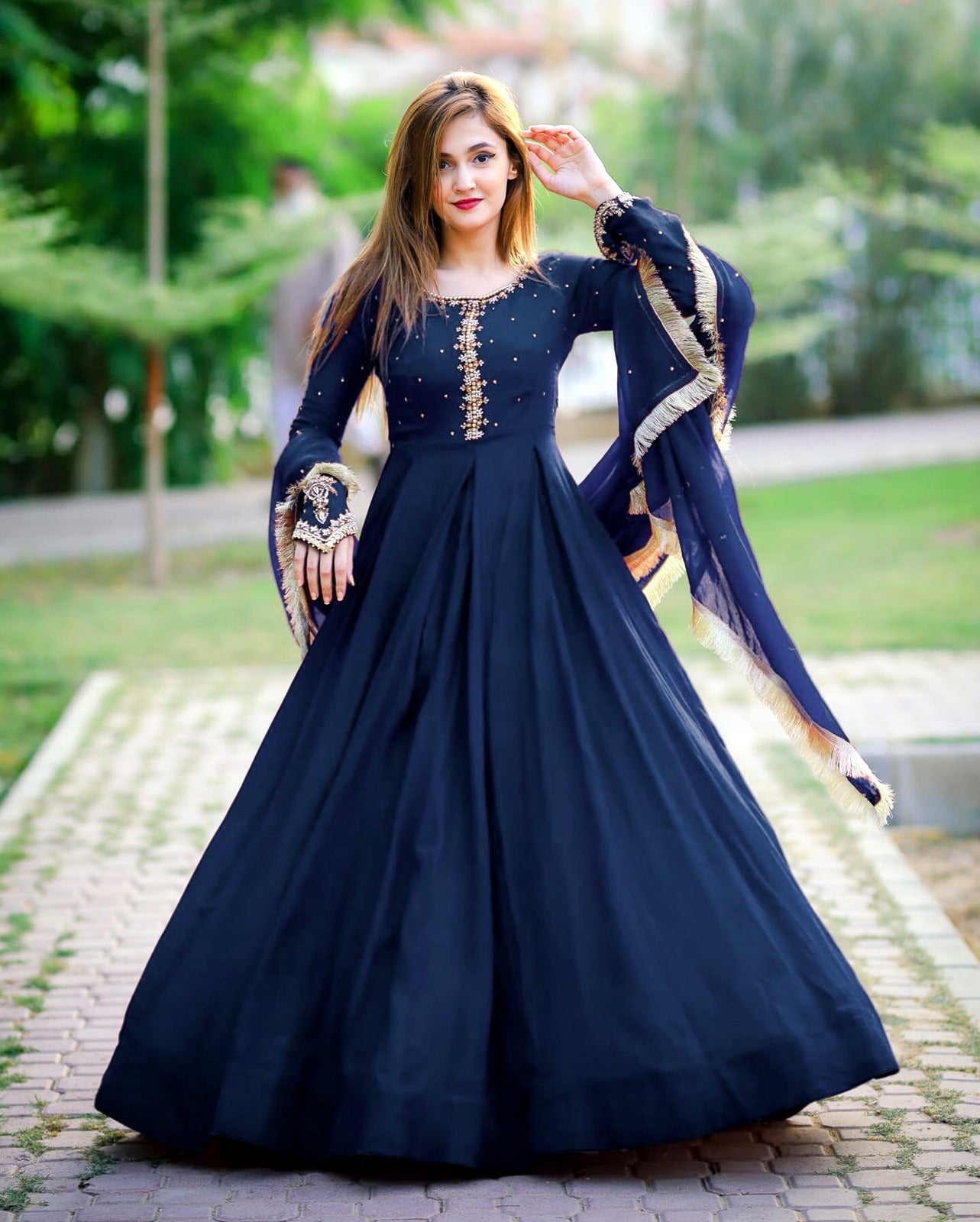 Aab-e- Zar pari maxi