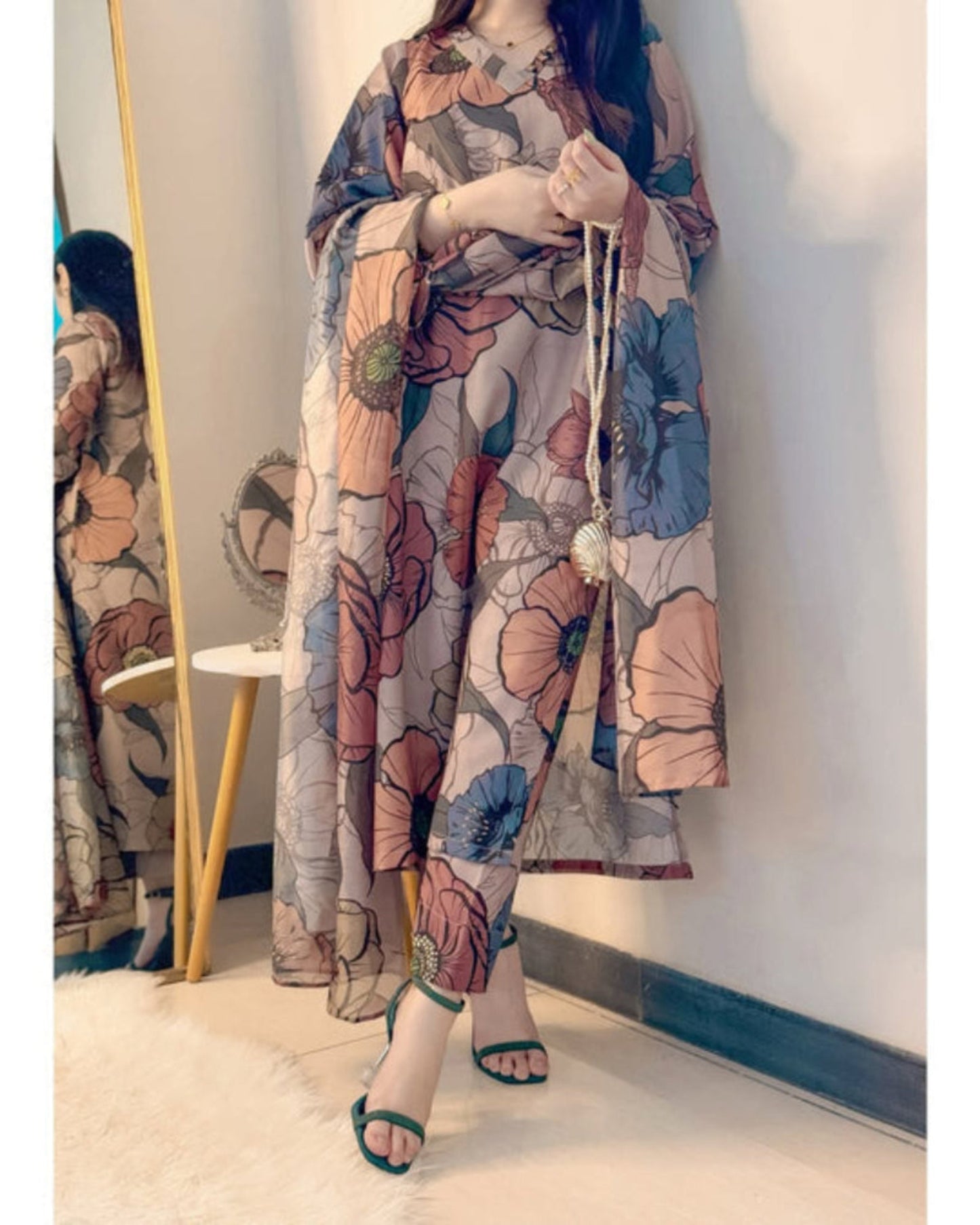Eid-Lawn 3-Pcs Suit Stitched