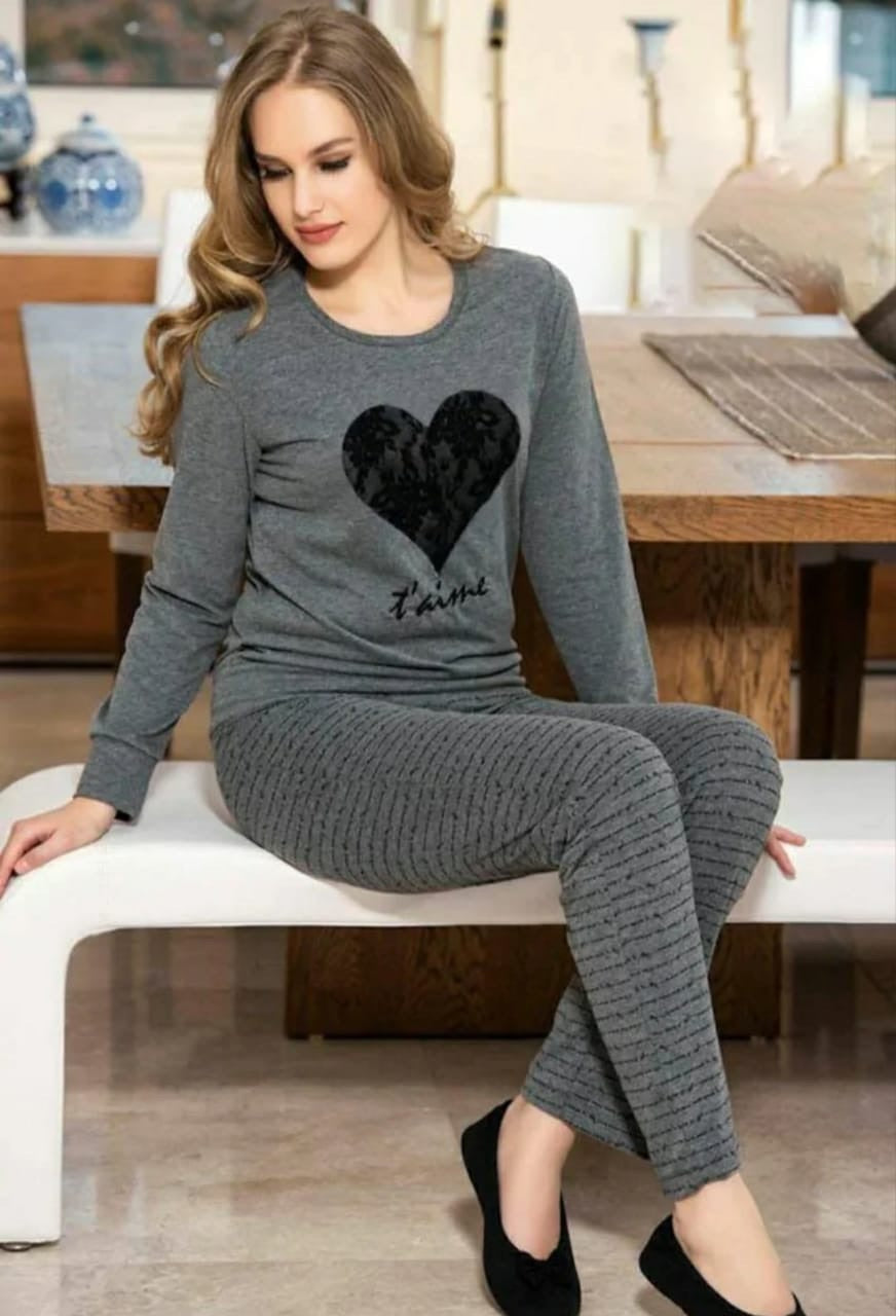 Heart On Grey – Nightwear