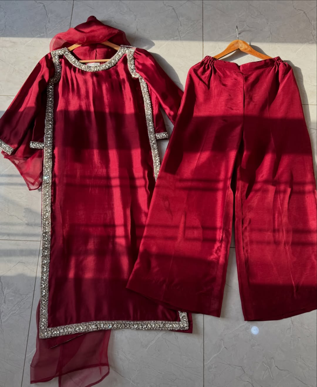 Hania silk 3 pcs pret