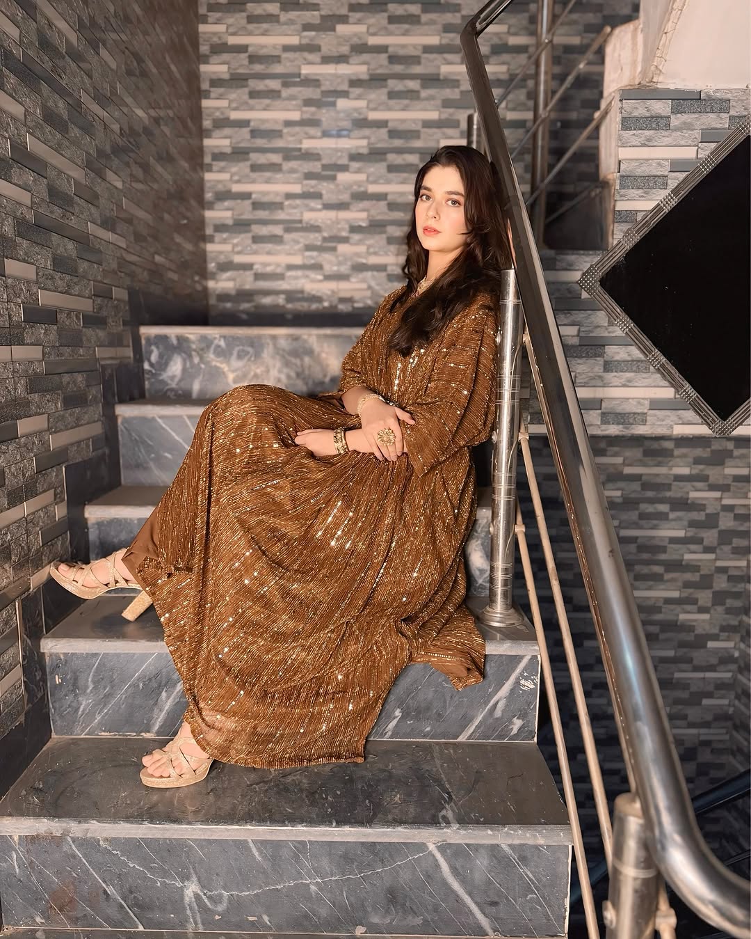 Elite Kaftan pret